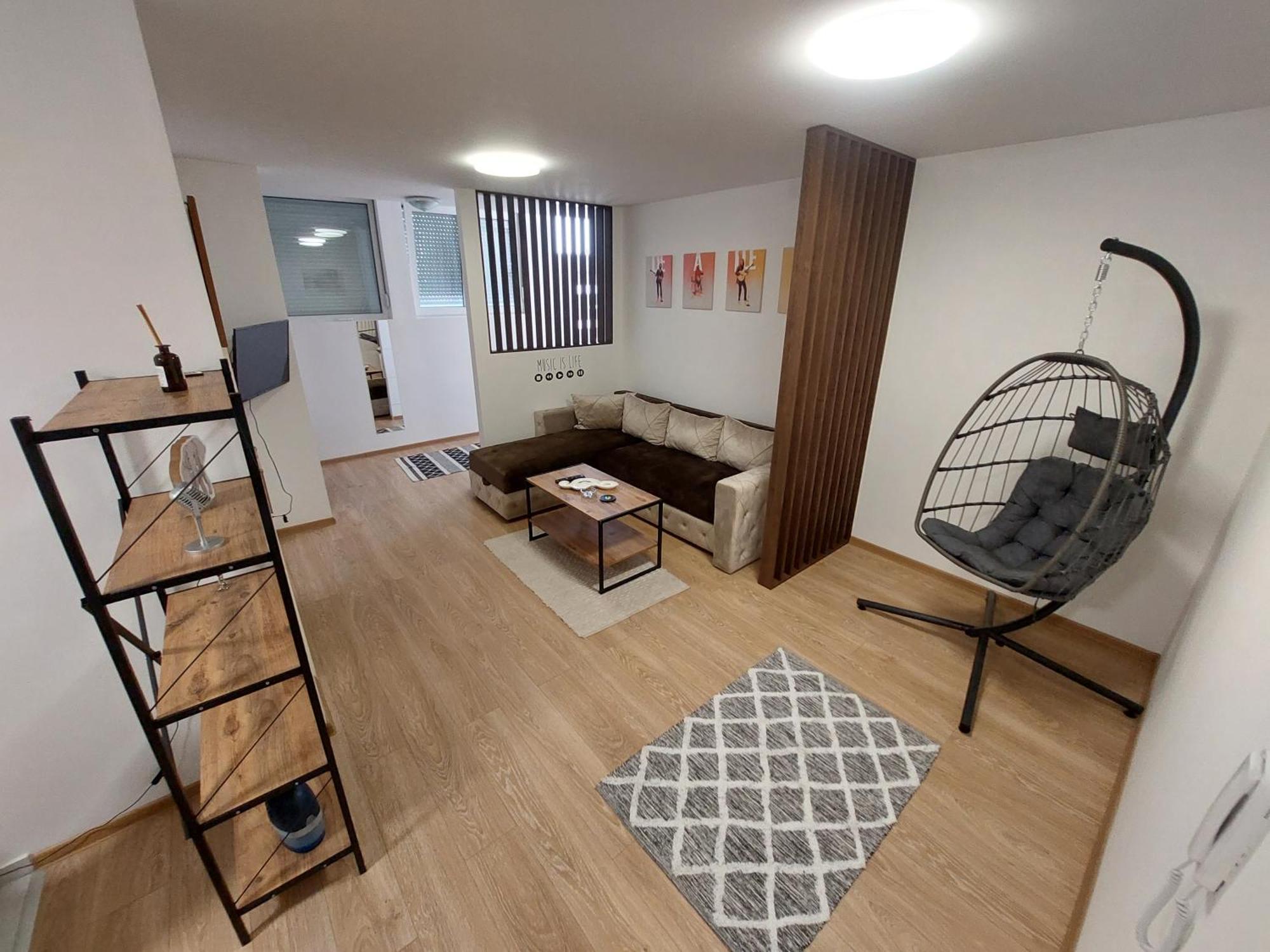 Apartman Muzika Jagodina Εξωτερικό φωτογραφία